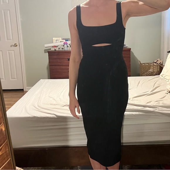 Lulus LBD - Picture 5 of 6